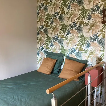 Petite Maison Avec Terrasse Et Piscine Appartement *
