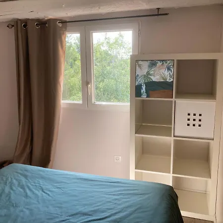 Appartement Petite Maison Avec Terrasse Et Piscine